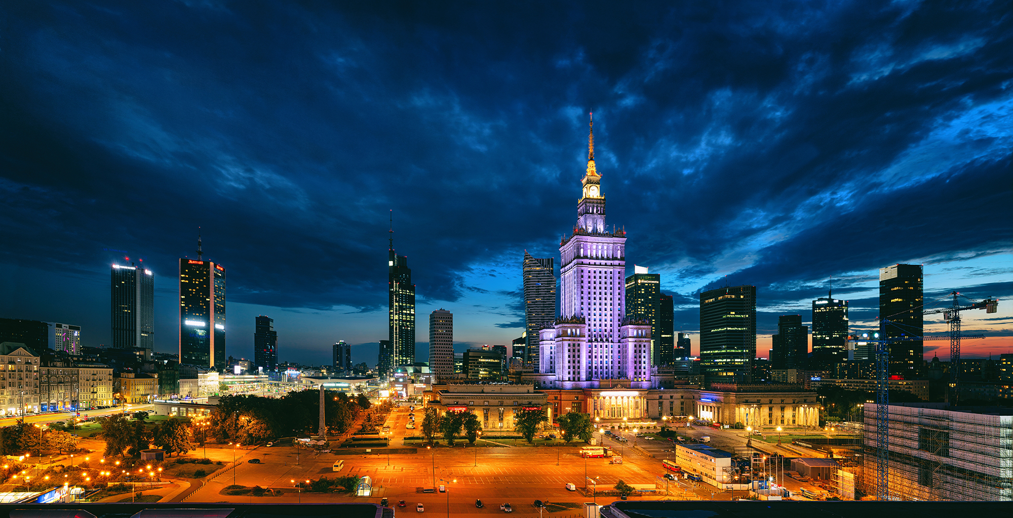 Evening,Cityscape,With,City,Lights,-,View,Of,The,Warsaw